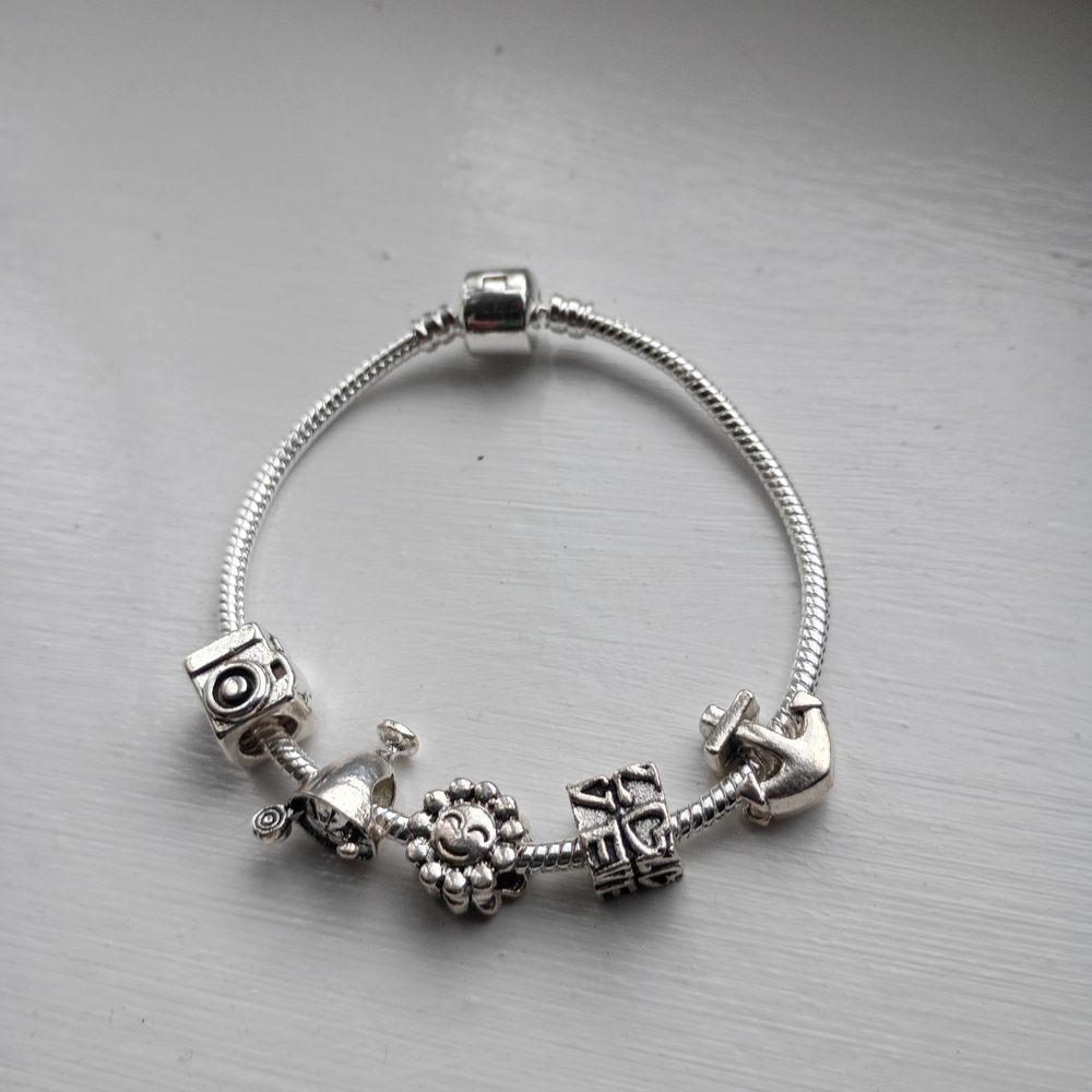 Norwegian Cruise Line Silver Tone Charm Bracelet